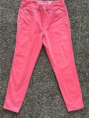 Seven7 High-Rise Slim-Fit Jeans in a vibrant coral-pink size 4
